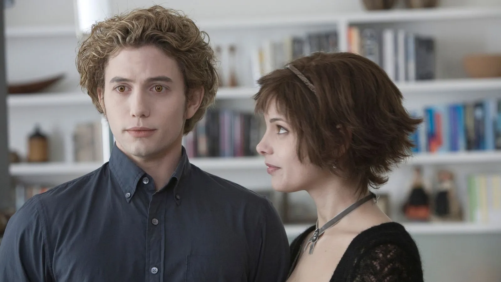 15 filmes realmente ruins que não podemos parar de assistir