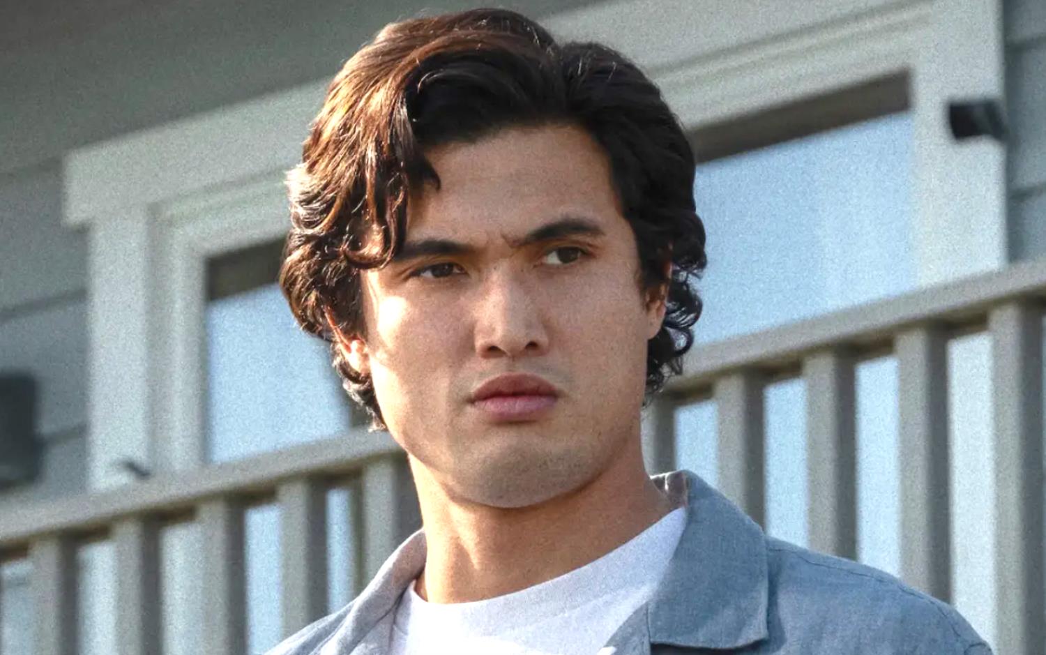 ATUALIZAÇÃO: X-Men: Há rumores de que Charles Melton estará em negociações para um papel na reinicialização do Marvel Studios