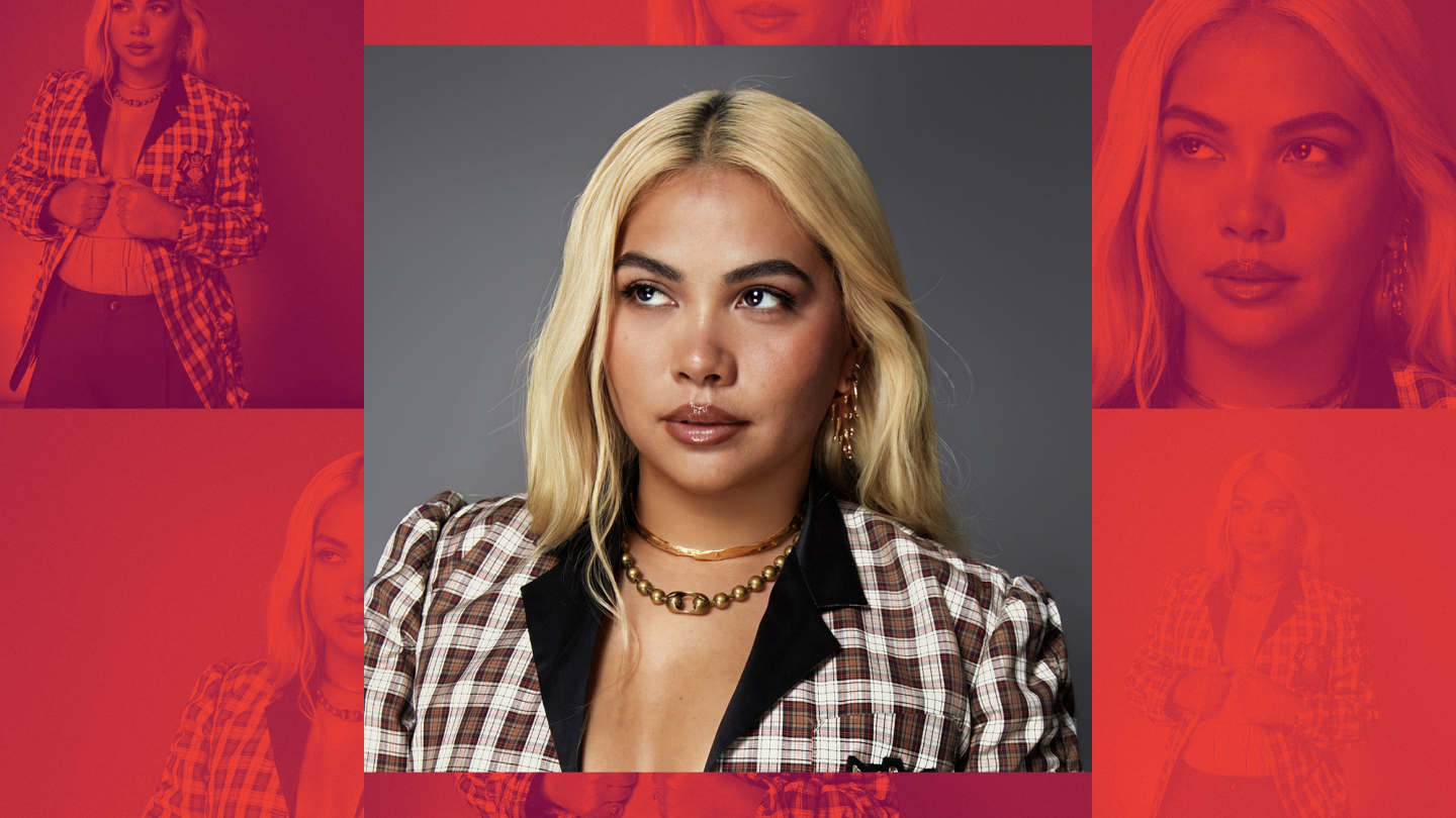 Hayley Kiyoko quebra teto de vidro com estreia na direção Girls Like Girls